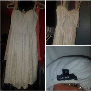 White lace dress